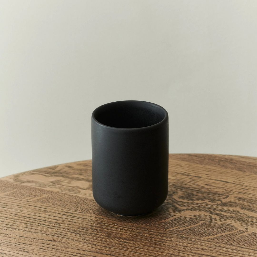 LOUISE ROE Keramik PISU 01 Tasse, Ink Black