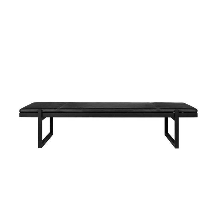Kristina Dam Studio Minimal Daybed, Schwarze Eiche / Schwarzes Leder