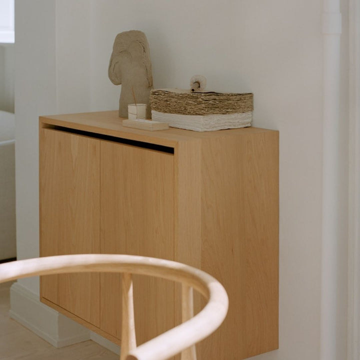New Works Cabinet Hochschrank mit Türen, Weiß