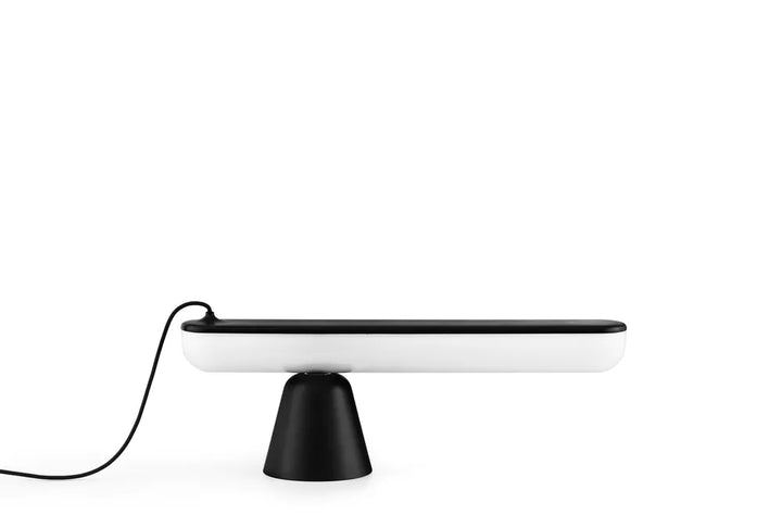 Normann Copenhagen Acrobat Bordlampe - Sort