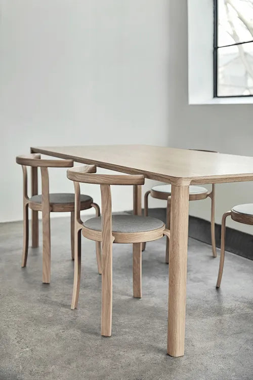 Magnus Olesen Slender Esstisch 80x80, Eiche