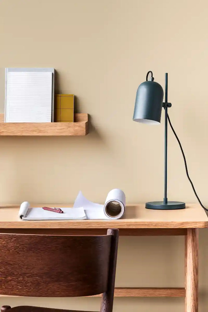 Hübsch Pipe Tischlampe Blau