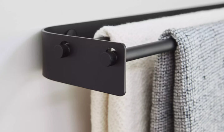 Form & Refine Arc Towel Bar Double Handtuchhalter, schwarz lackierter Edelstahl