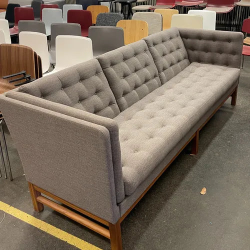 Fredericia EJ315 Sofa 3 pers. - Grå (Foss 372) / Valnød sokkel