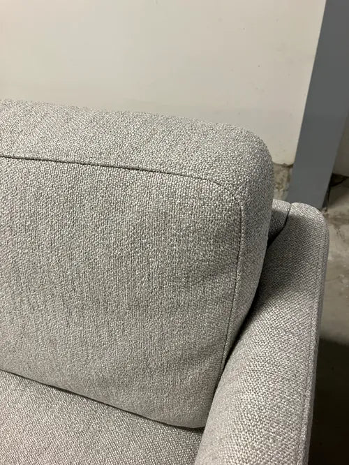 Fredericia Calmo Modell 5652 2-Sitzer-Sofa, 95 cm Kissen – Ecriture 0130 / Mattchrom