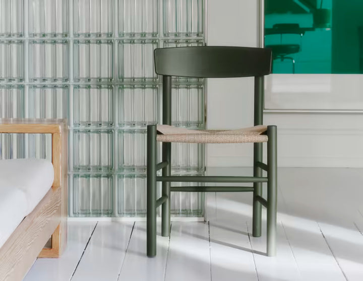 Fredericia Mogensen Chair J39 – Khaki Green Buche / Naturgeflecht