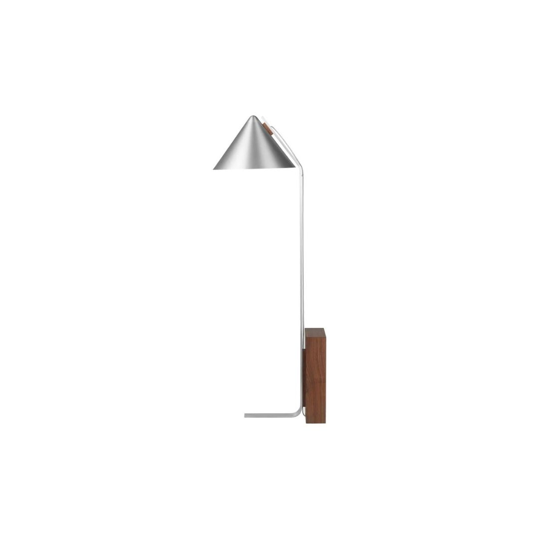 Kristina Dam Studio Cone Floor Lamp, Gebürstetes Aluminium
