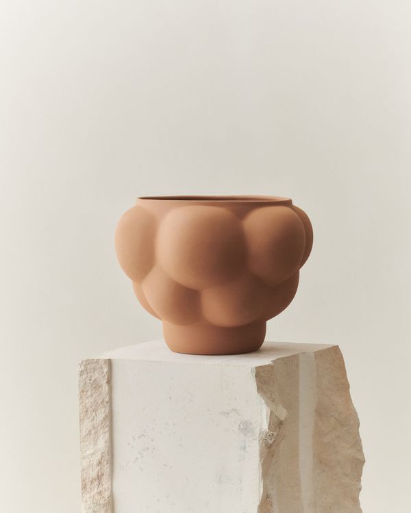LOUISE ROE Balloon Bowl 05, Sanded Ocker