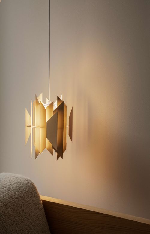 LYFA Divan 2 400 Pendelleuchte, Messing