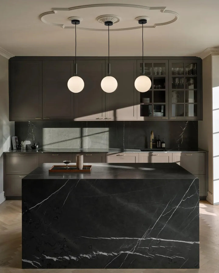 Nuura Miira 1 Pendelleuchte, Large, Rock Grey / Opal