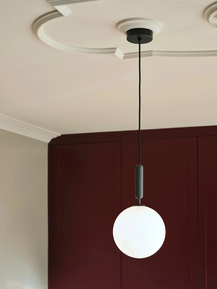 Nuura Miira 1 Pendelleuchte, Large, Rock Grey / Opal