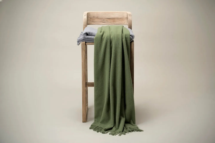 Silkeborg Uldspinderi Athen Wolldecke 130 x 200 cm, Meadow Green
