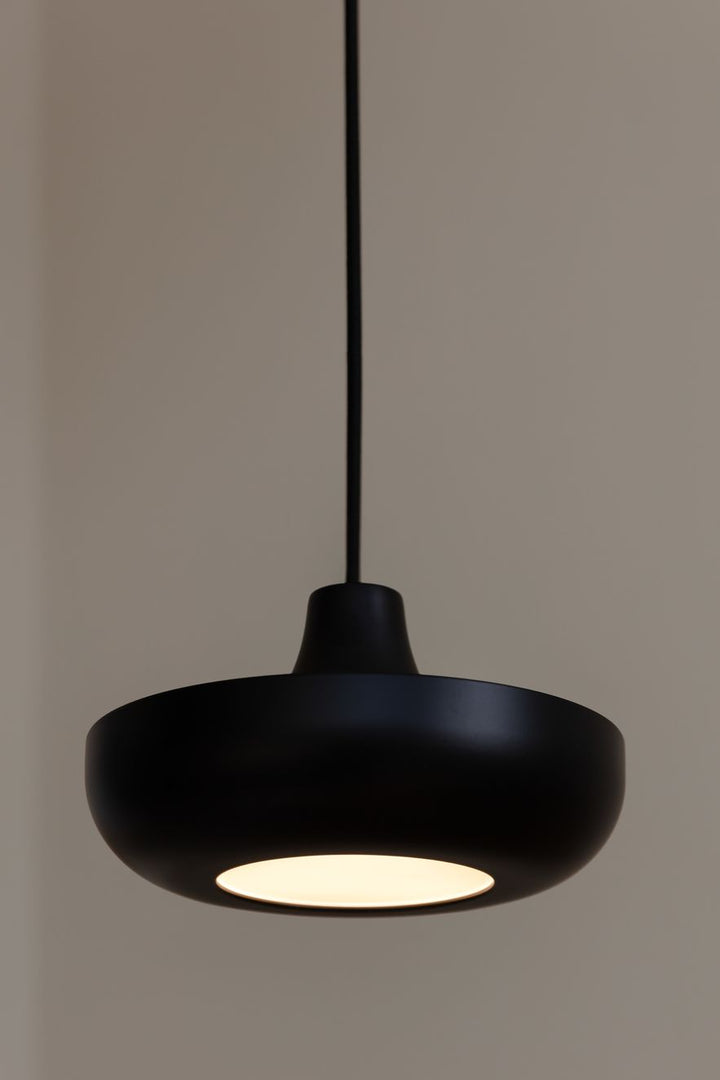 UMAGE Cassini Mini Pendel, Sort
