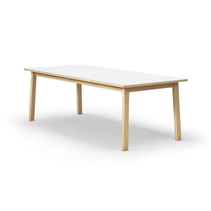 Fredericia Ana Tisch 6490, L 220-320, Eiche / Weißes Laminat