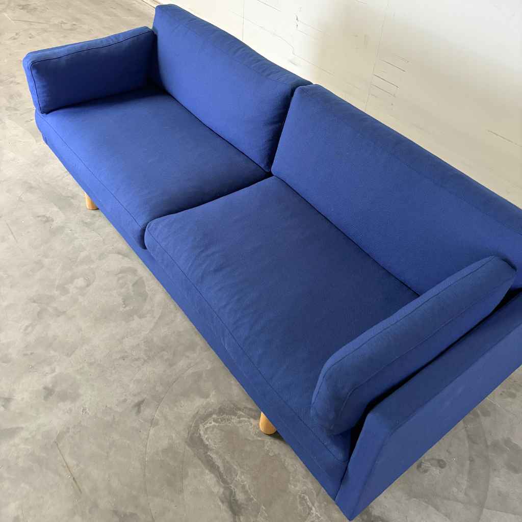 Fredericia Furniture EJ220 Sofa - Fame 66071 / Eg Sæbe Ben