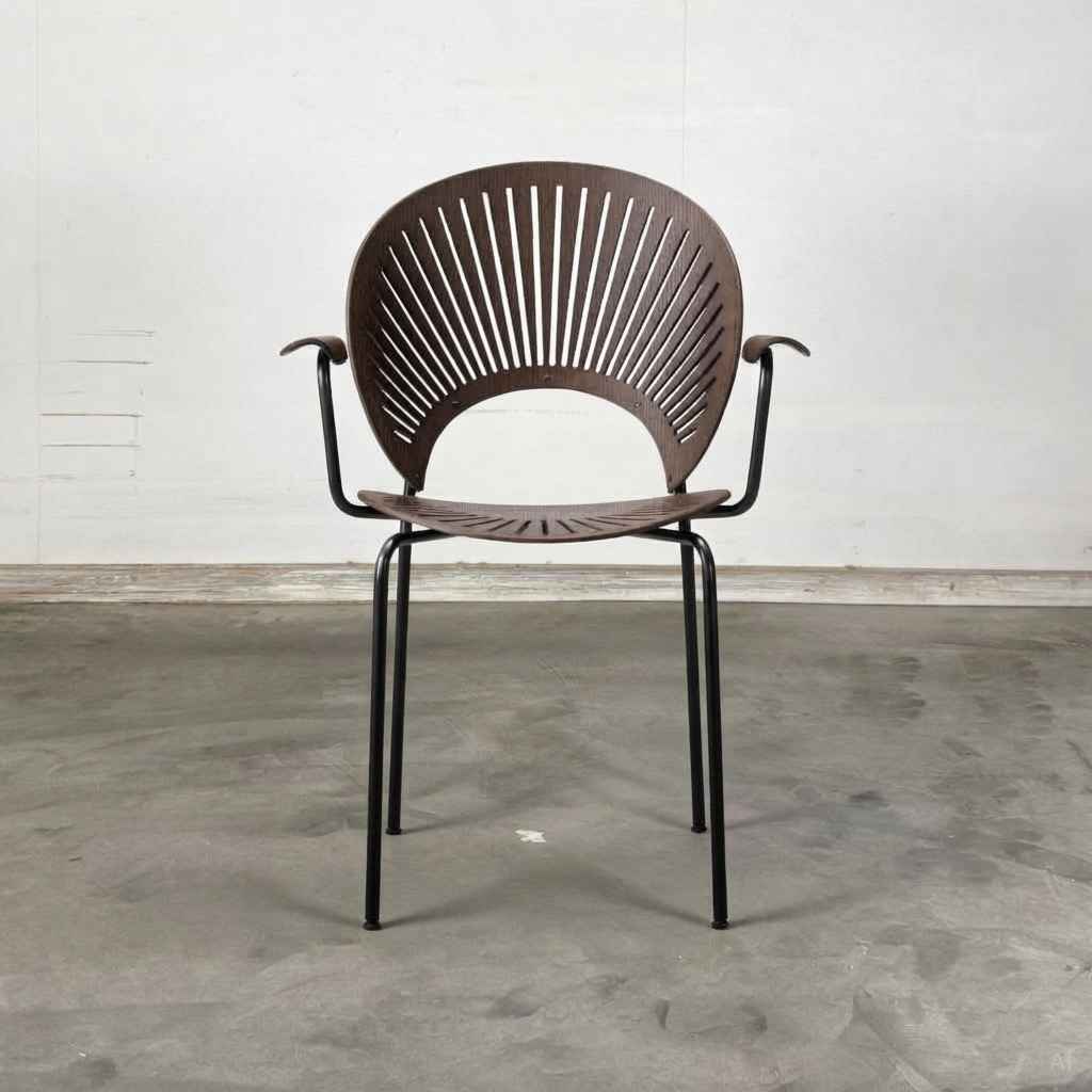 Fredericia Furniture Trinidad Armstol - Røget Eg Bejdset / Flint Stel