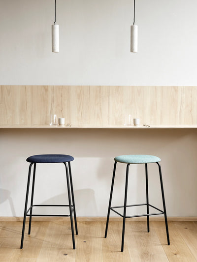 TAKT Studio Bar Stool H65, Sortlakeret eg