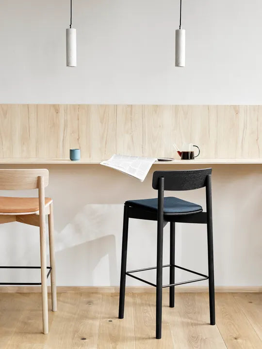 TAKT Cross Bar Chair H75, Geölte Eiche / Remix Sand Grey