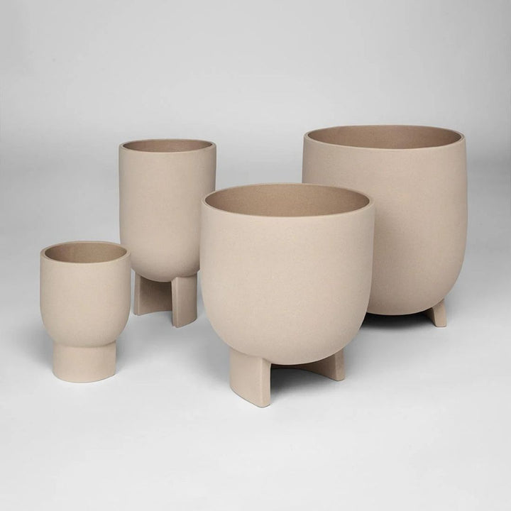 Kristina Dam Studio Serene Flowerpot XL, Sand Engobe