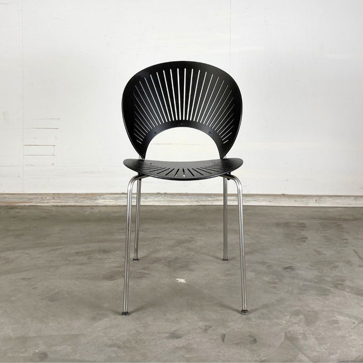 Fredericia Furniture Trinidad Stuhl - Schwarze Esche / Edelstahl