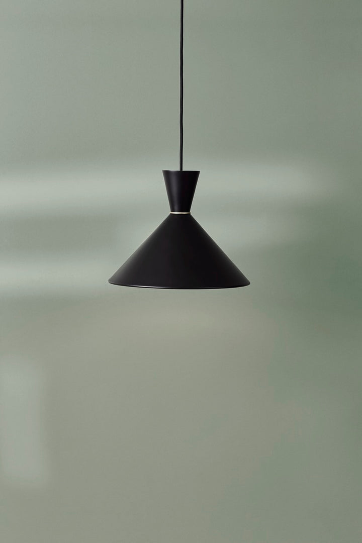 Warm Nordic Bloom Pendel - Black Noir