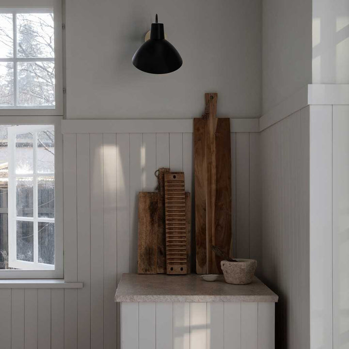 Astep VV Cinquanta Wall Væglampe - Sort / Blank Messing