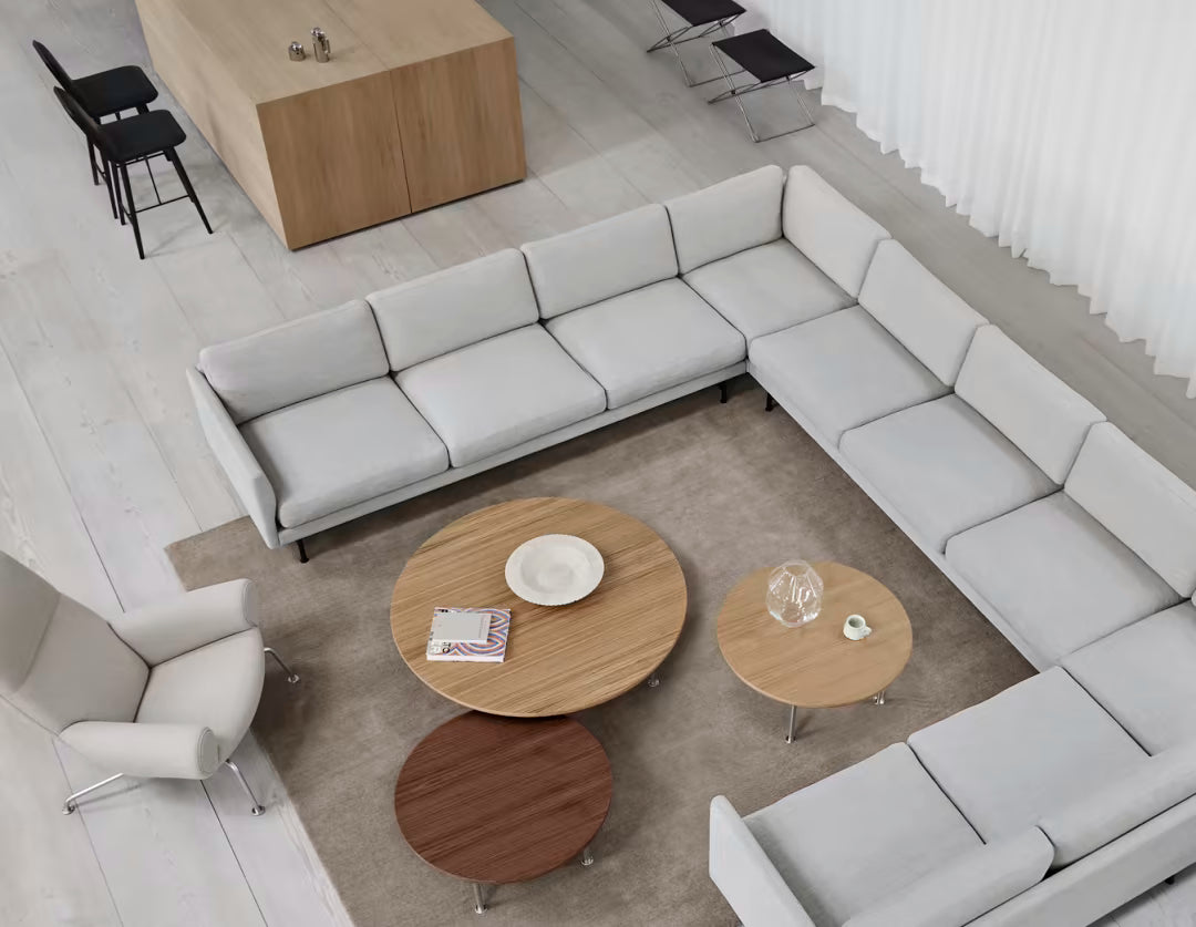 Fredericia Wegner Ox Table Ø150/H41 - Eg Lak / Børstet Rustfrit Stål