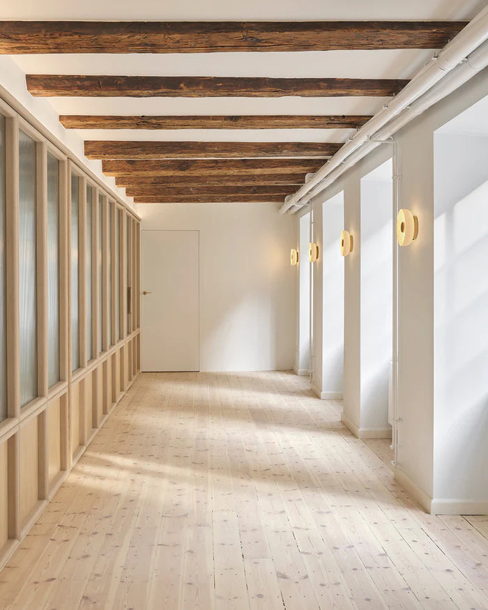 Nuura Blossi Wall Væglampe Ø29, Nordic gold / Opal