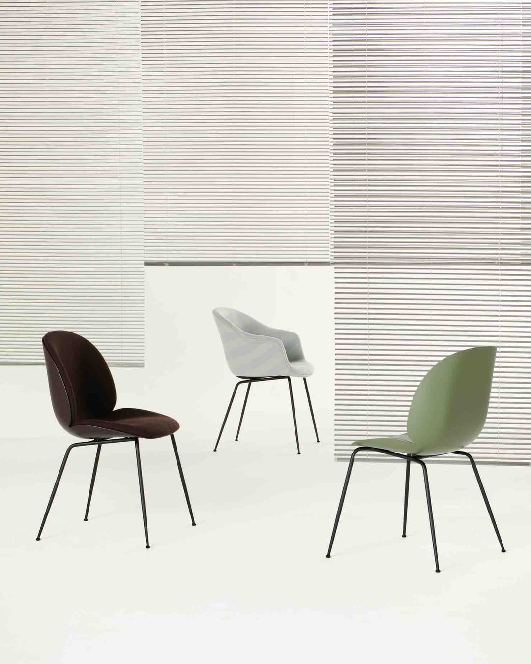 GUBI Beetle Dining Chair Sitzpolster, Schwarz / Beige / Taupe Crisp 04115