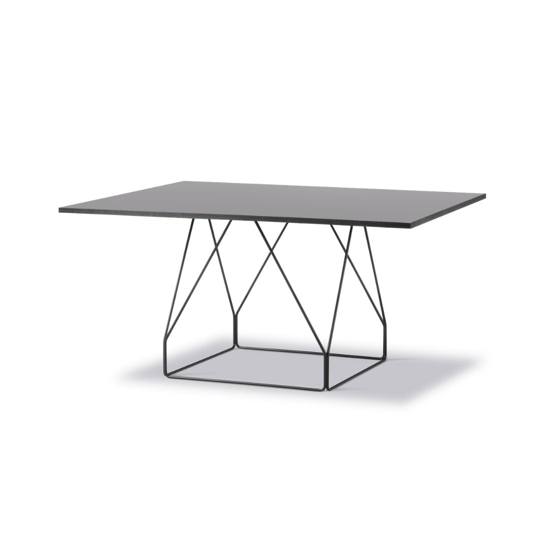 Fredericia JG Tisch 140 x 140 cm, schwarzes Linoleum