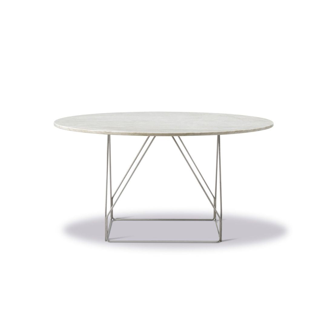 Fredericia JG spisebord 6568 Ø140 - Sten Kvarsit Ivory / Rustfri stål børstet