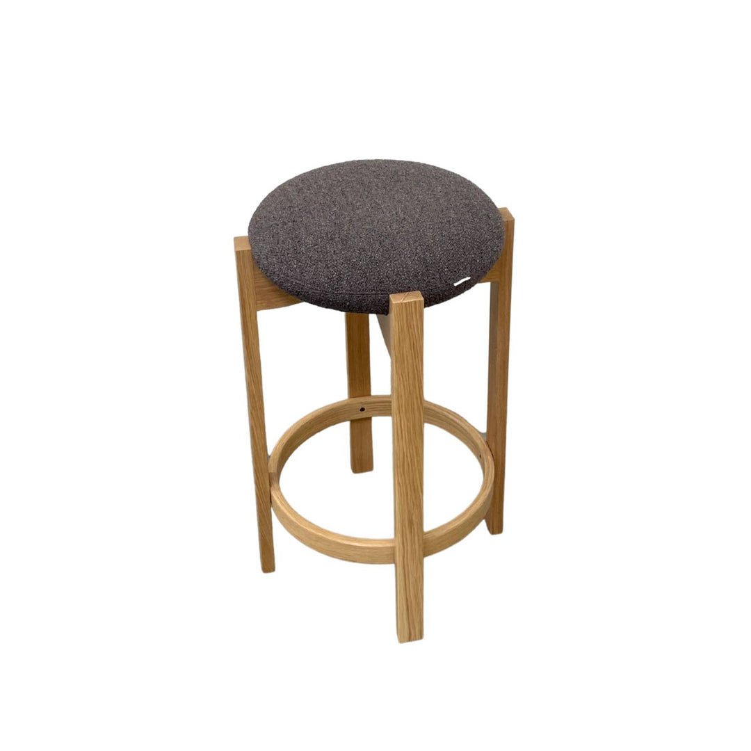 Fredericia Pioneer Barstool H67 - Barnum 11 Brown / Eg