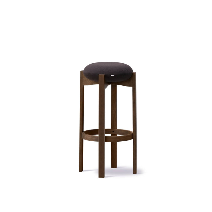 Fredericia Pioneer Barstool H77 - Ecriture 380 / Røget Eg