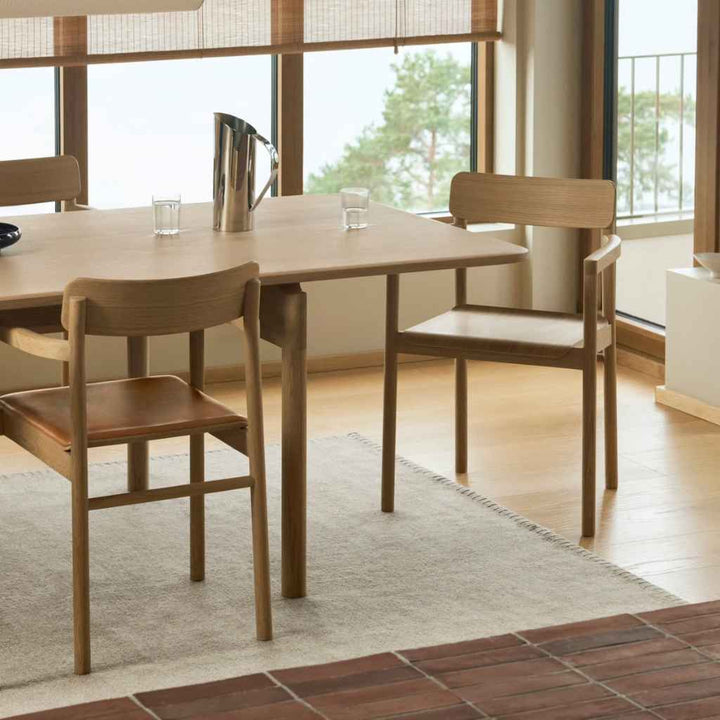 Fredericia Furniture Post Table Spisebord 265 cm - Eg Hvidpigm. Lak