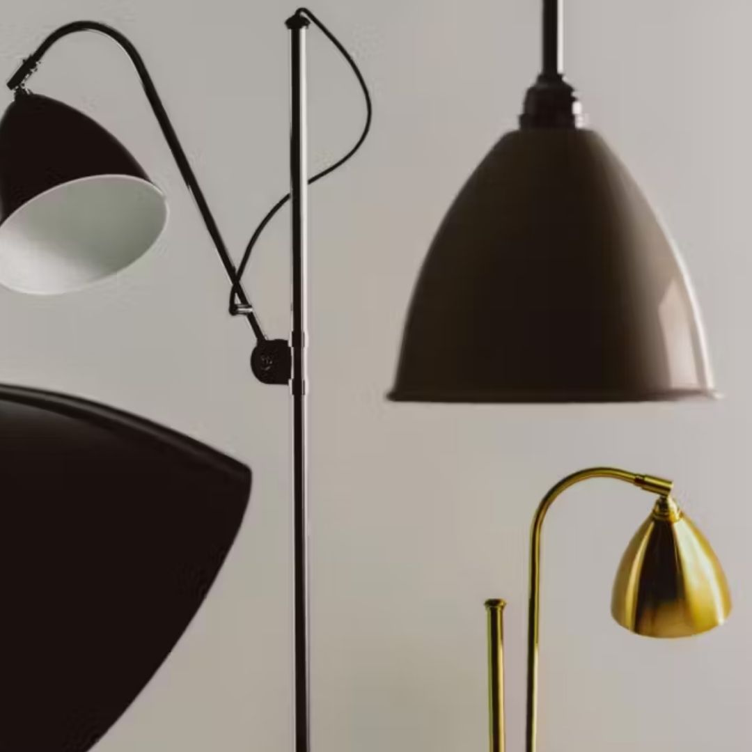 GUBI Bestlite BL3 Floor Lamp, Sort Messing / Hvid Semi Matt