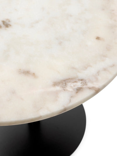 Audo Copenhagen Harbour Column Dining Table, Cafébord, Ø60, Sort stel/Hvid marmor