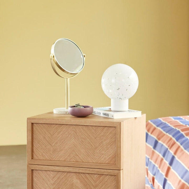 Hübsch Cloud Tischlampe Weiß