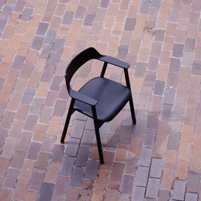 TAKT Bow Chair Stol, Sortlakeret eg