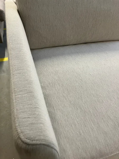 Fredericia Calmo Model 5622, 2 pers. Sofa, 80cm Puder - Lys Grå (Febrik Nitto 207) / Sort metal