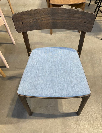 TAKT Cross Chair Stol, Røget eg / Remix Denim Blue