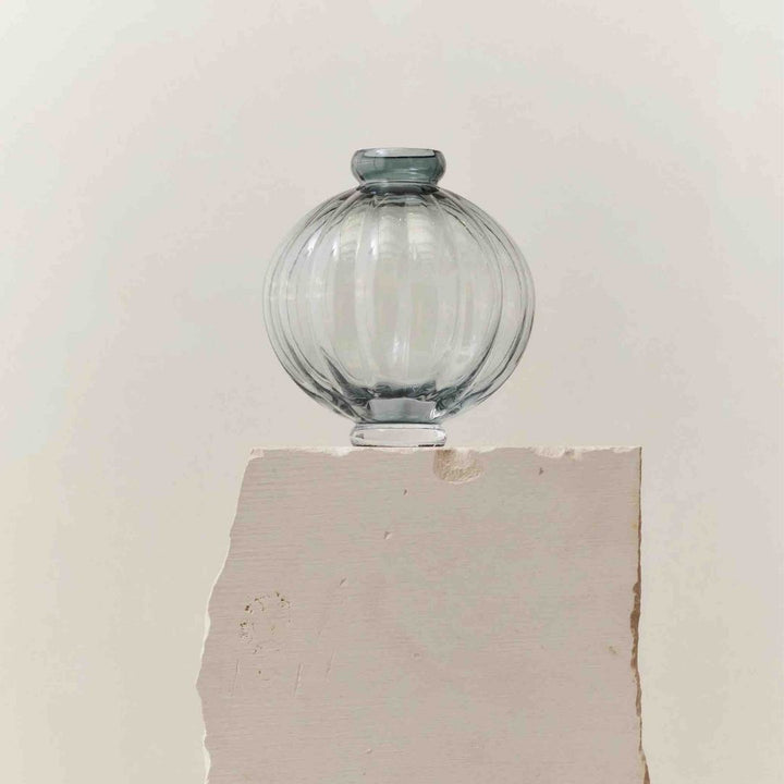 LOUISE ROE Balloon Vase 01, Blue, H25 cm