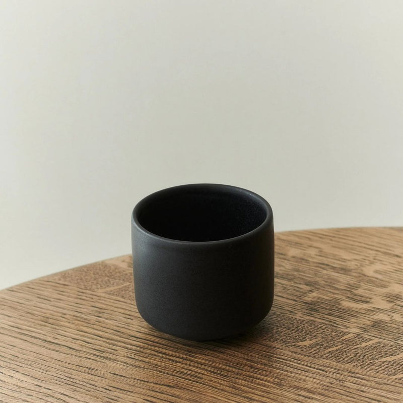 LOUISE ROE Ceramic PISU 02 Kop, Ink Black