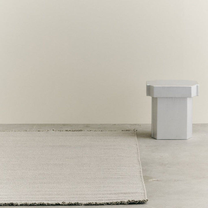 LOUISE ROE Found Rug 04 Gulvtæppe, Stone Grey