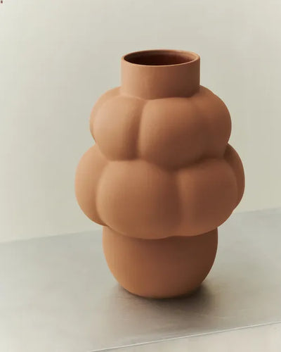 LOUISE ROE Balloon Vase 04 Grande, Sanded Ocker, H42 cm