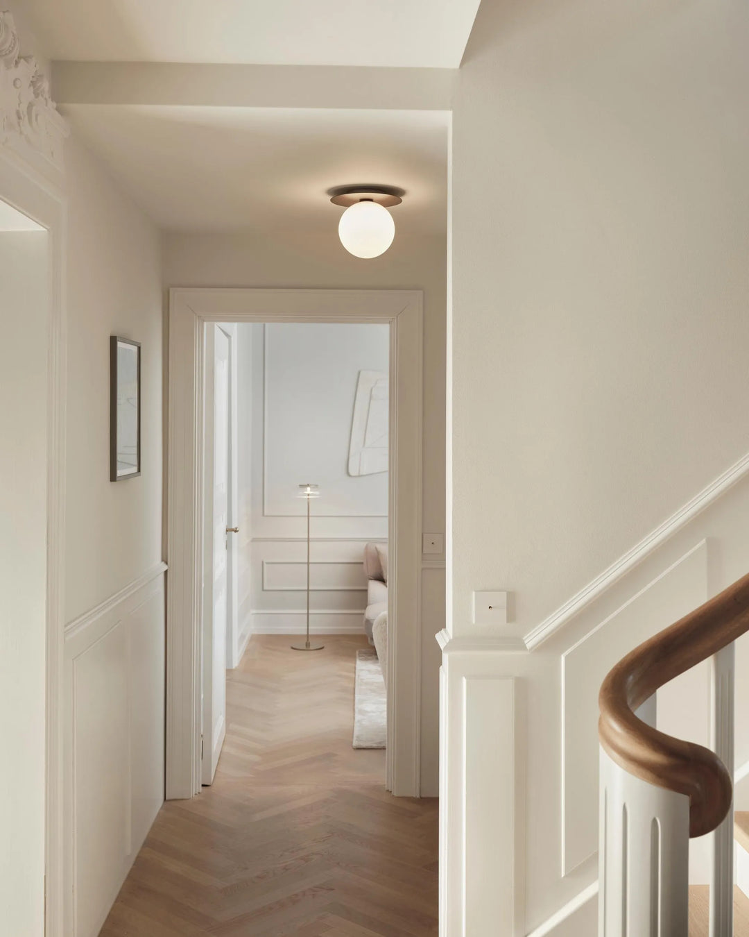 Nuura Liila 1 Large Væg / Loftlampe, Mørk bronze / Opal