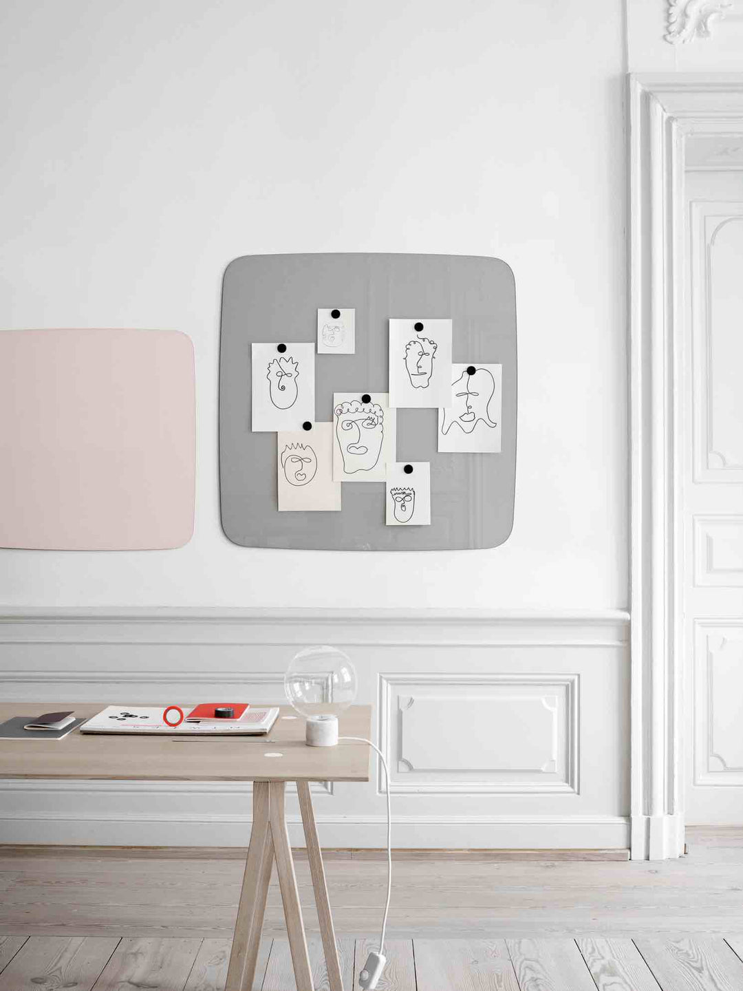 LINTEX Flow Skrivetavle Glas 30x30, Lysegrå