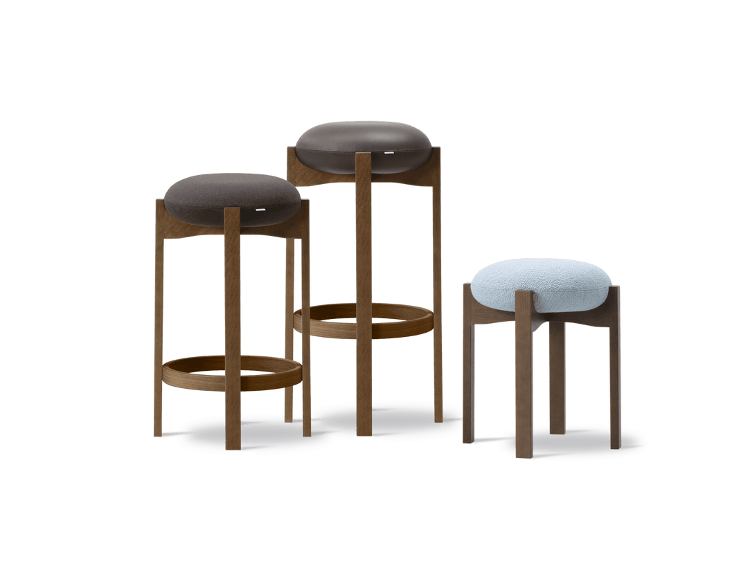 Fredericia Pioneer Barstool H77 - Ecriture 380 / Røget Eg