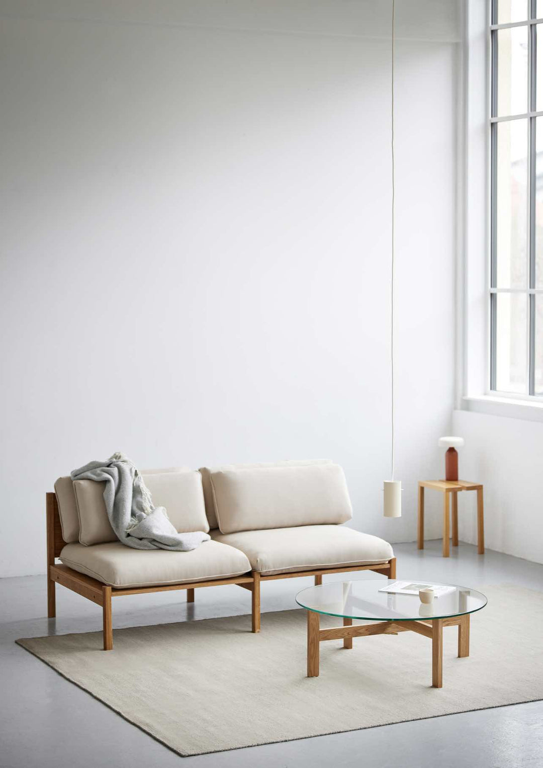 MOEBE Round Coffee Table Couchtisch, 88 cm, Eiche (FSC 100 %)