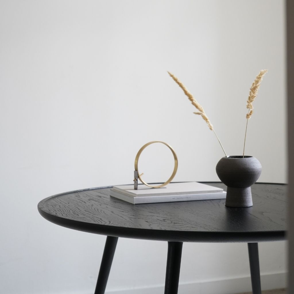 Mater Accent Spisebord Ø140, Sortbejdset Eg