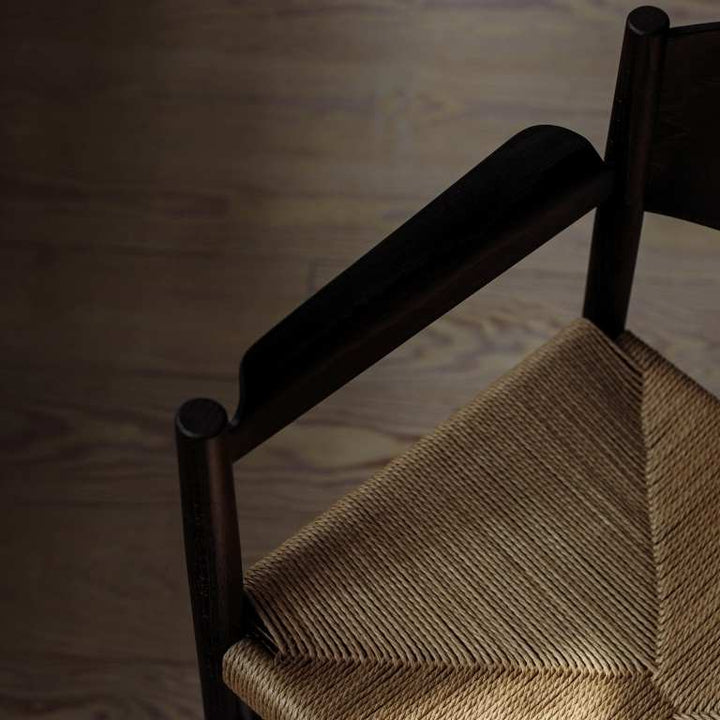 Mater Nestor Stol m. armlæn, Sort / Naturfarvet